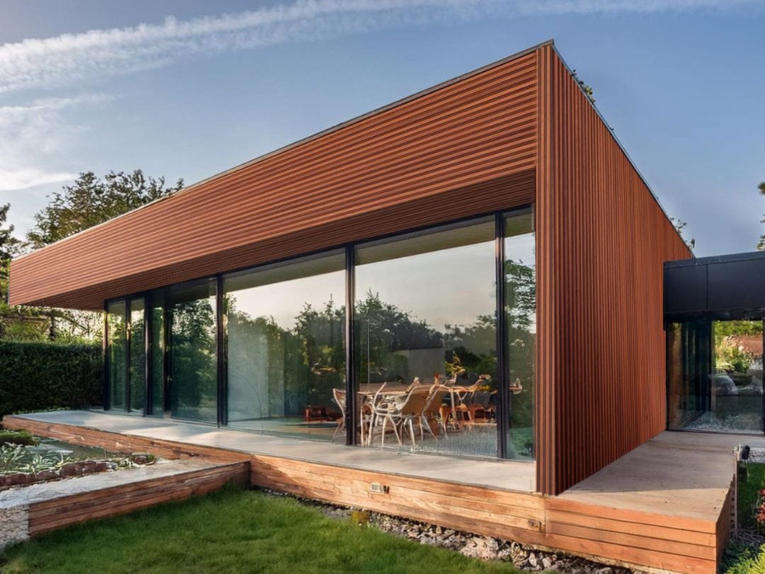 Boîte à eau et couvertine pour muret pour un bâtiment à toit plat